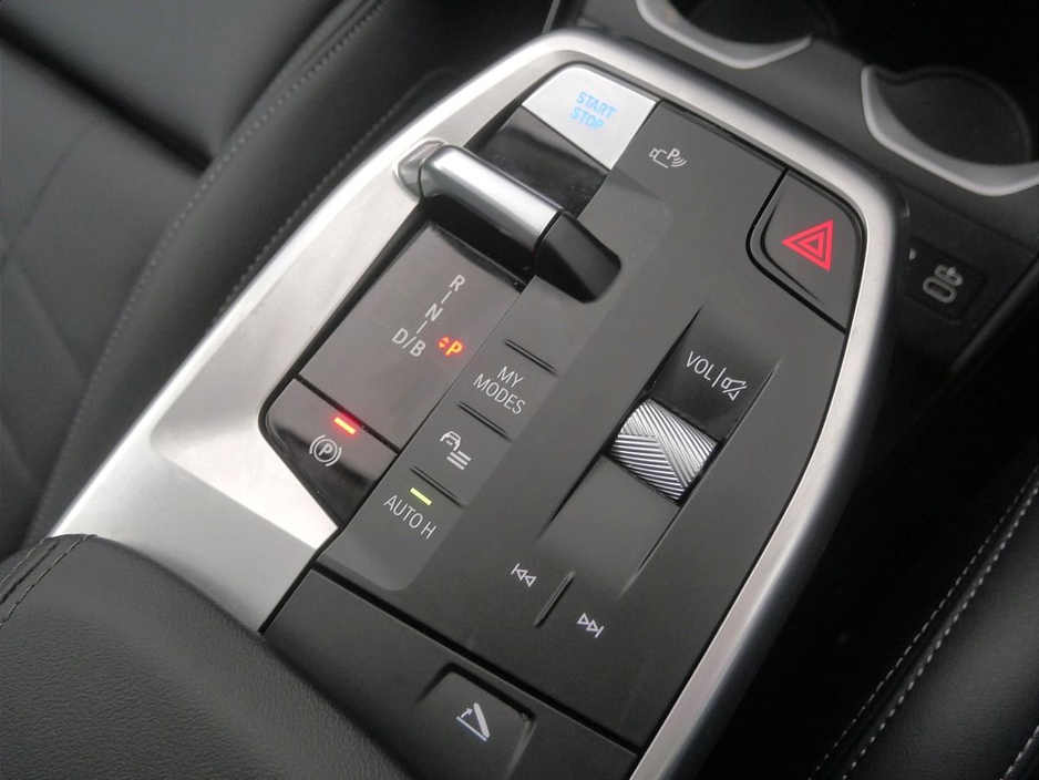 2025 BMW iX1 eDrive20 xLine €52,900