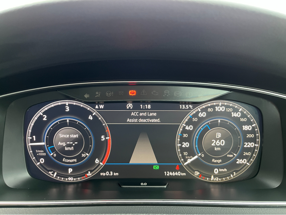 2020 Volkswagen Golf - image 26