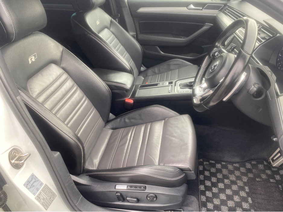 2017 Volkswagen Passat R-LINE PASSAT 2.0 TSI 2017 €19,995
