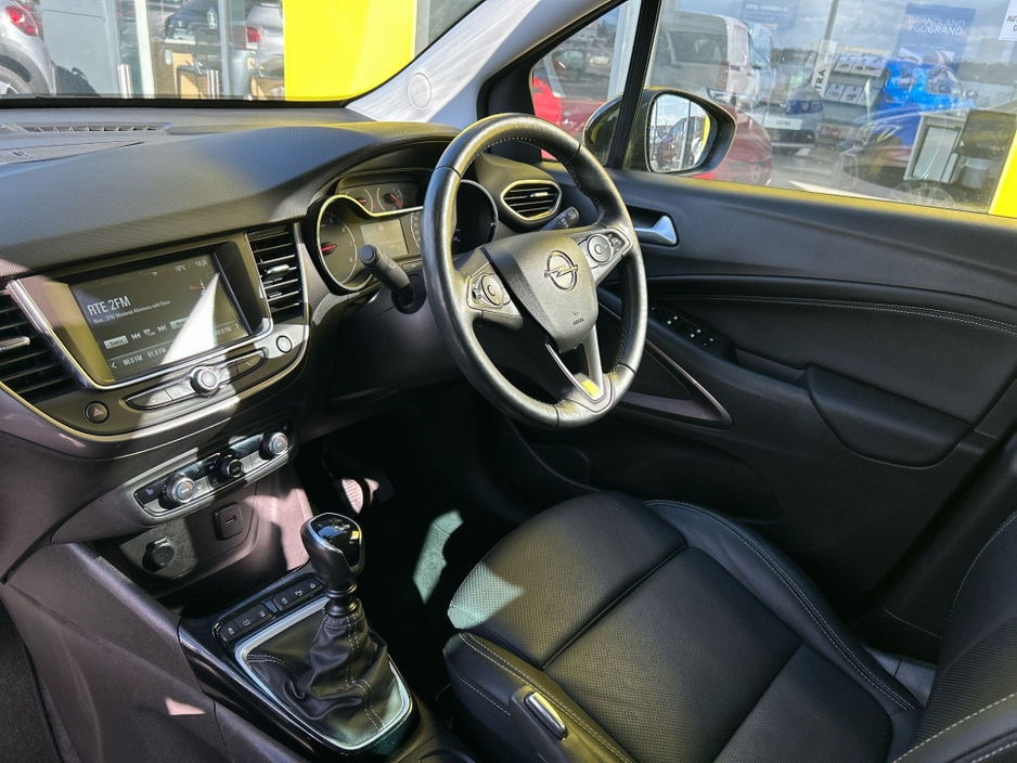 2022 Opel Crossland X ELITE €17,950