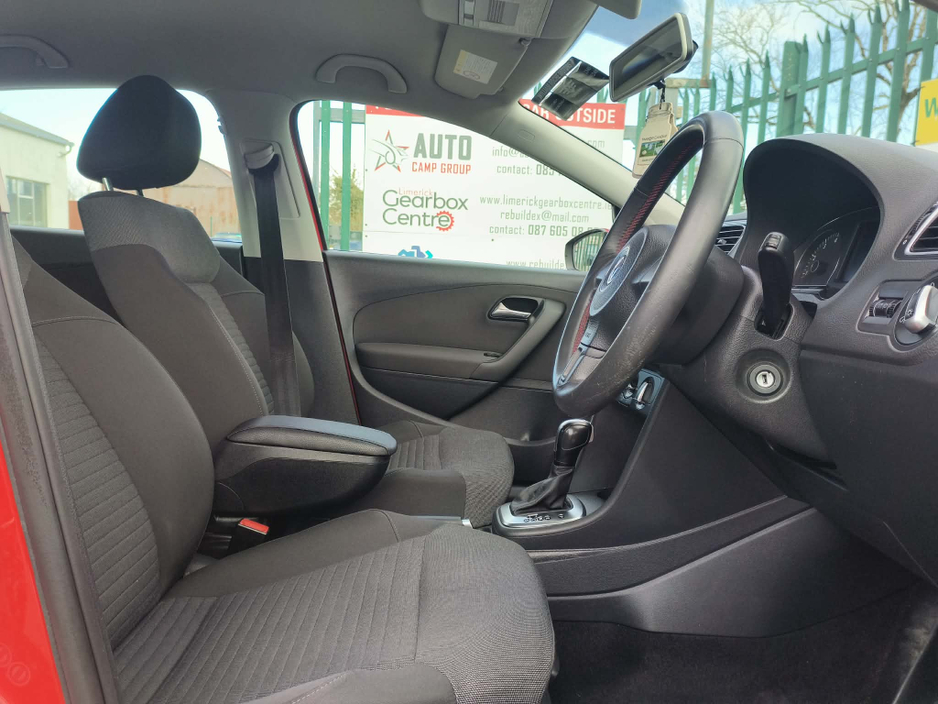 2011 Volkswagen Polo - image 9