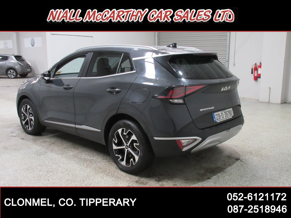 2023 Kia Sportage - image 8