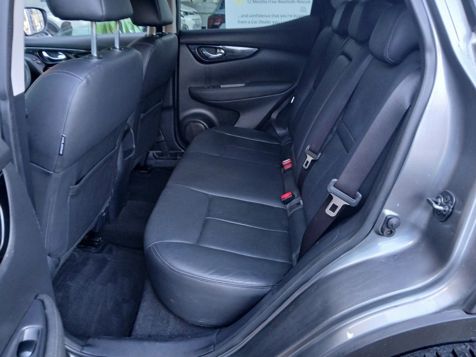 2015 Nissan Qashqai 1.6 DCi TECKNA, Grey met, Very Clean €8,950
