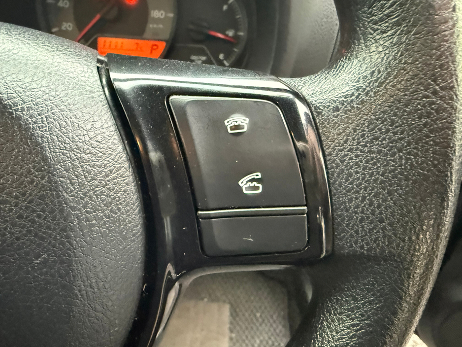 2019 Toyota Vitz  €11,590