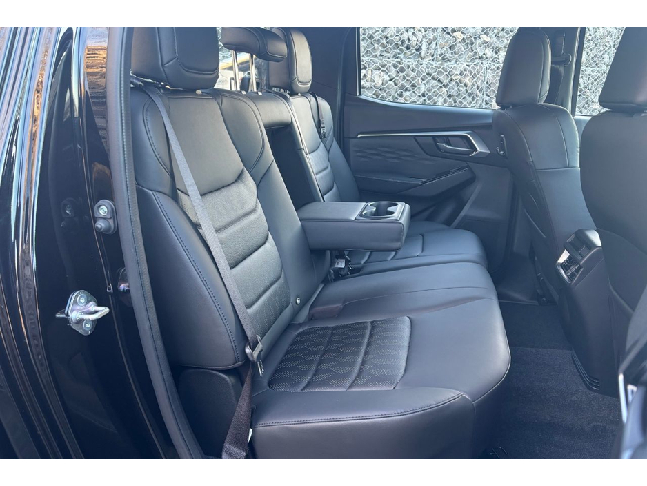 2025 Isuzu D-MAX DL40 DCB €45,513