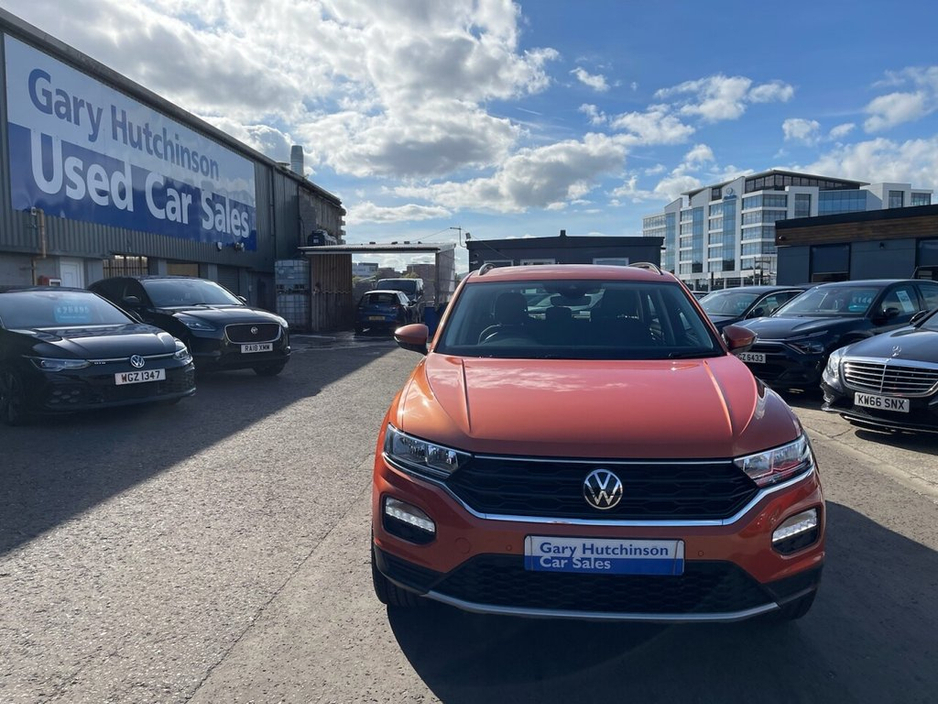 2020 Volkswagen T-Roc - image 14