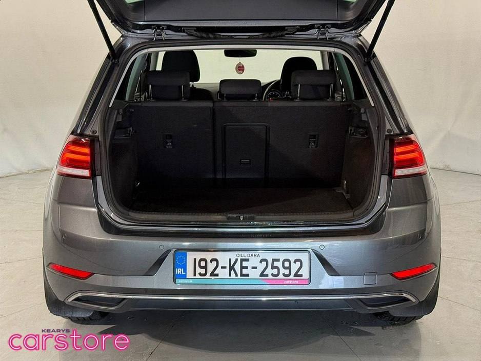 2019 Volkswagen Golf - image 13