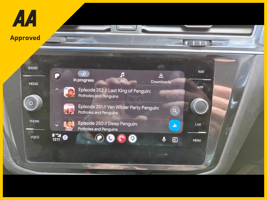 2022 Volkswagen Tiguan - image 27