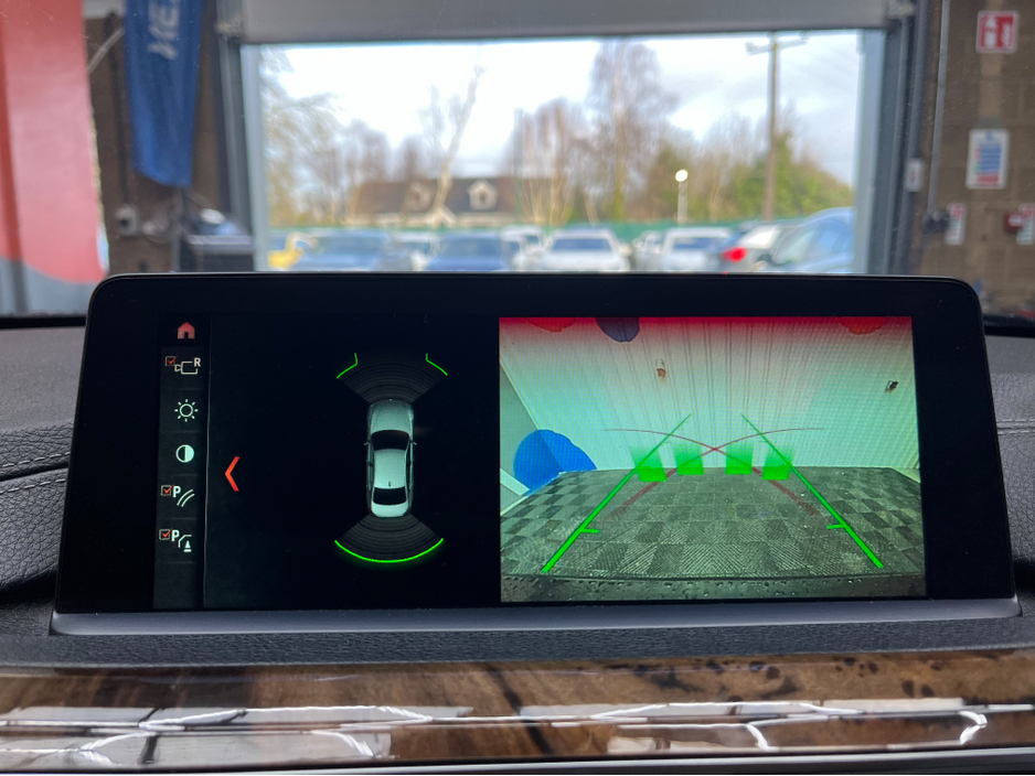 2019 BMW 3 Series 2019 BMW 320D LUXURY 2.0 AUTOMATIC / CRUISE CONTROL / REVERSE CAMERA / ELECTRIC MEMORY & HEATED SEATS AND MORE