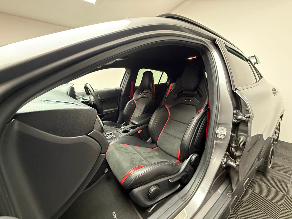 2015 Mercedes-Benz GLA Class - image 16