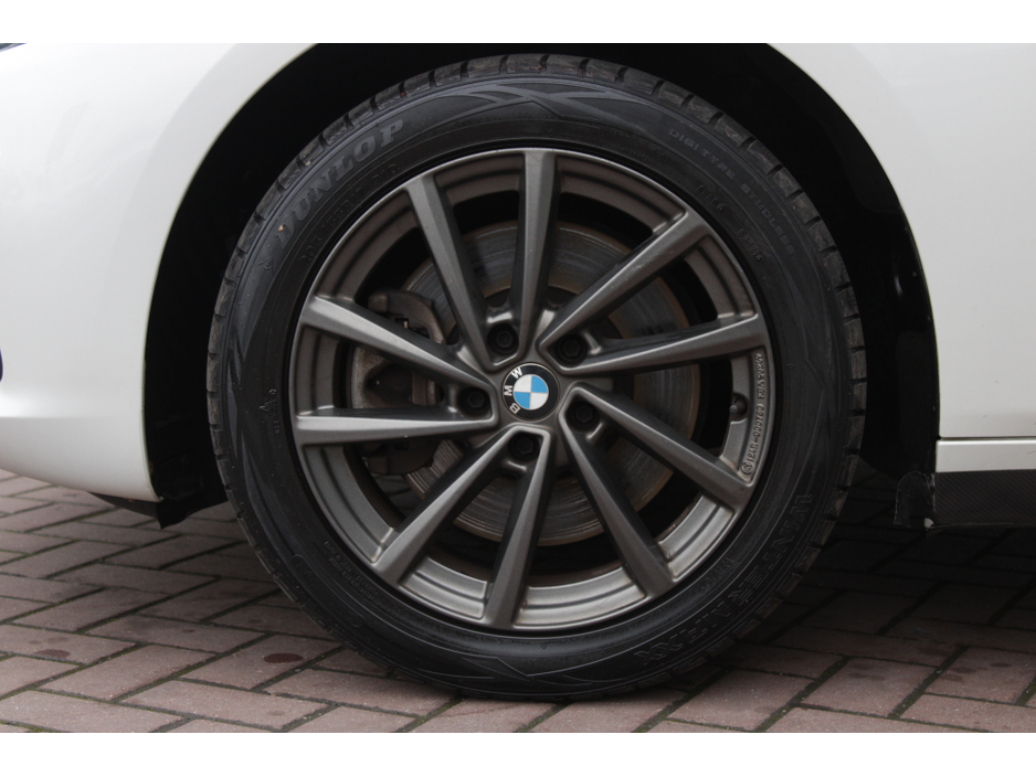 2016 BMW 2 Series Active Tourer - image 23