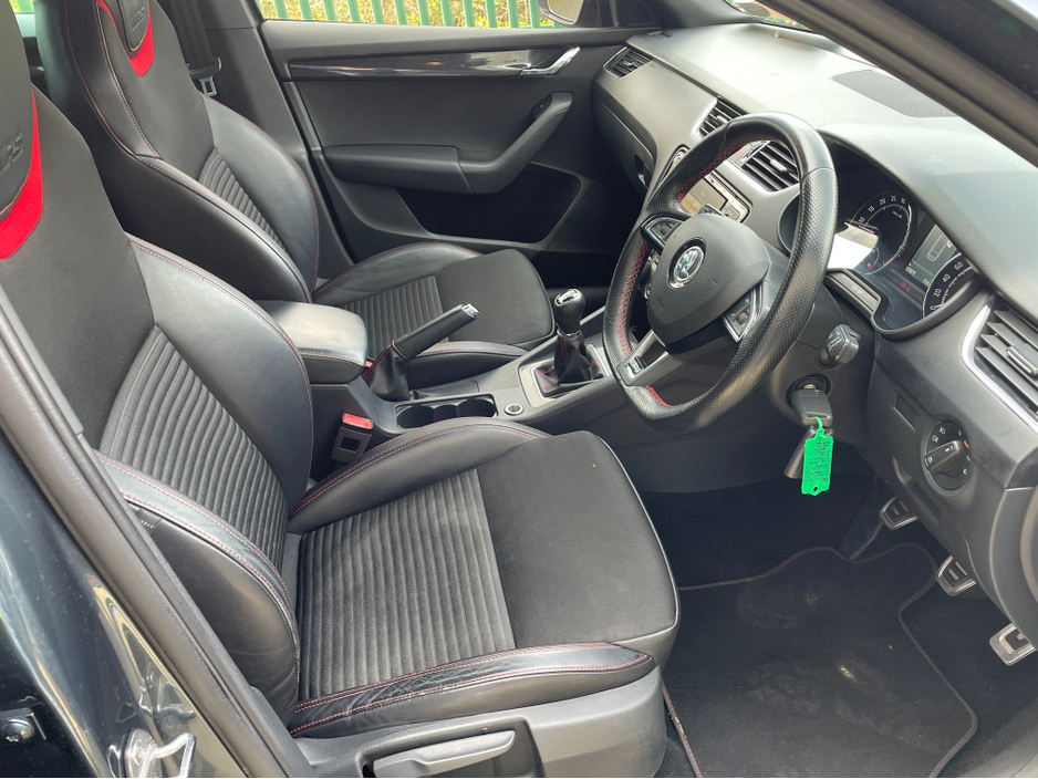 2016 Skoda Octavia - image 9