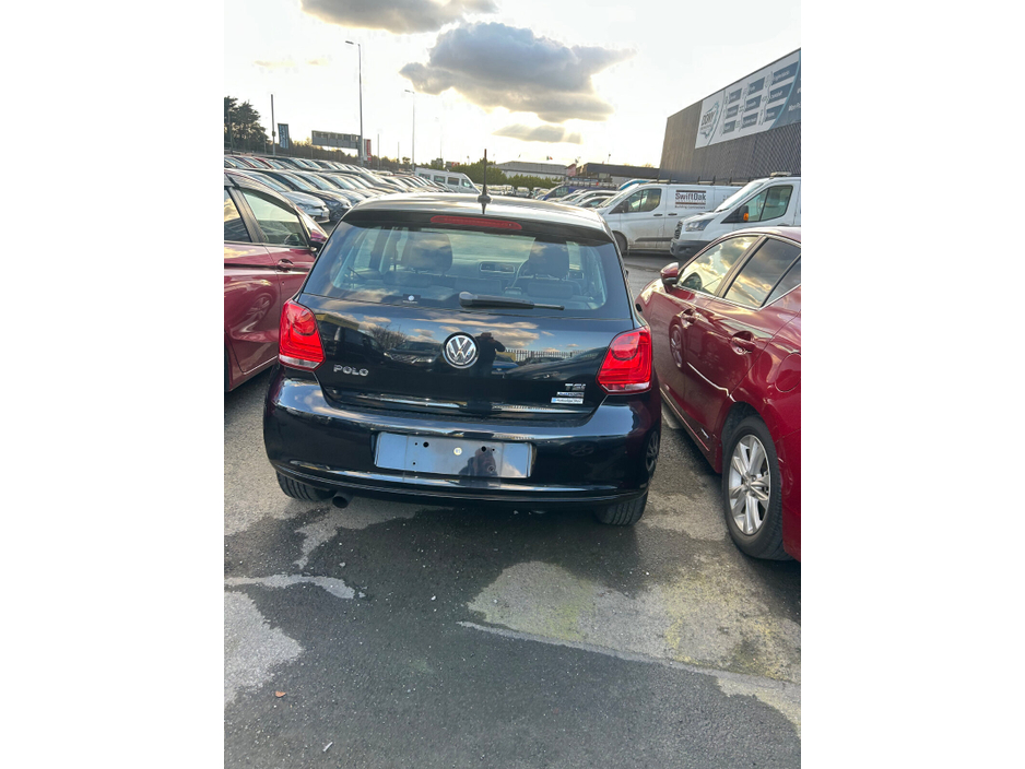 2014 Volkswagen Polo  €9,950