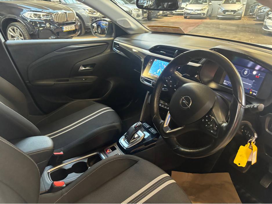 2022 Opel Corsa - image 8