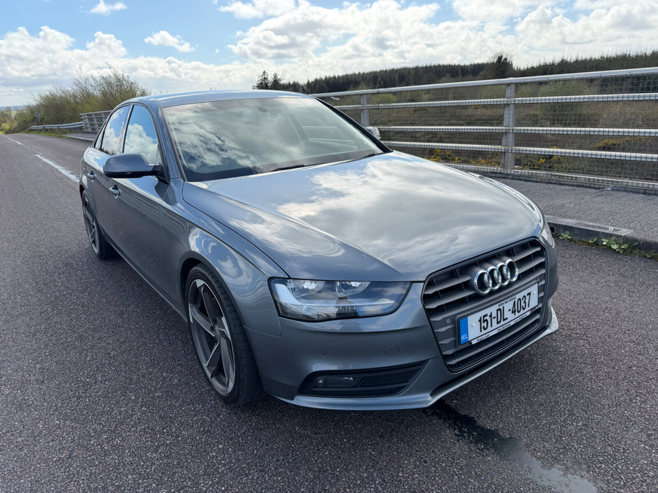 2015 Audi A4 - image 9