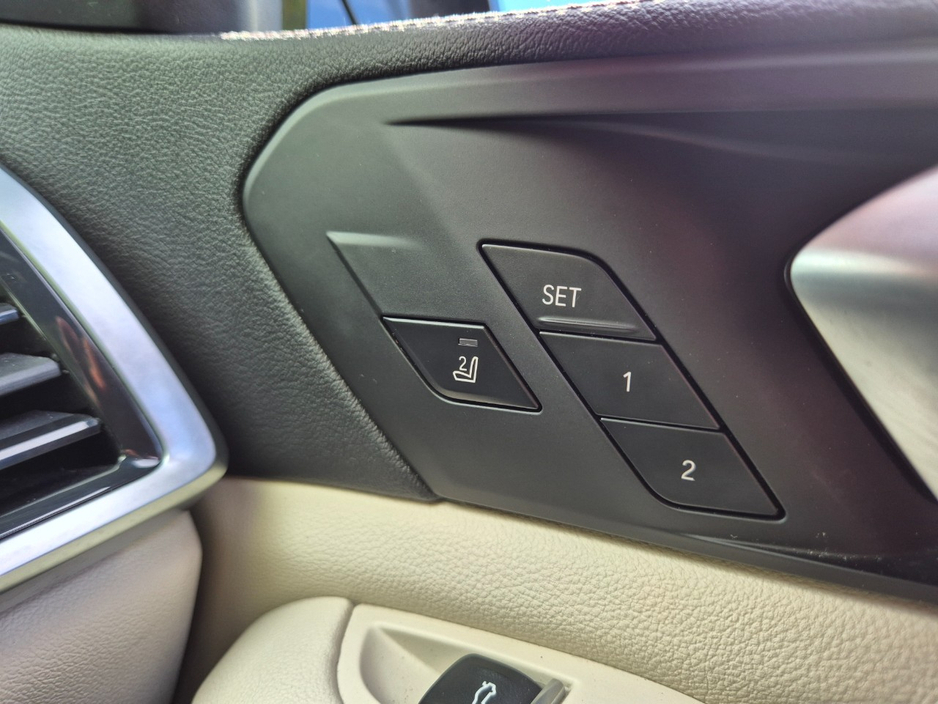 2021 BMW X5 - image 37