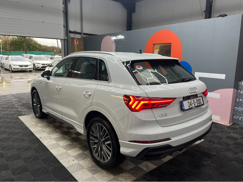 2024 Audi Q3 2024 AUDI Q3 35TDI QUATTRO S LINE 2.0 AUTOMATIC / CRUISE CONTROL / 360° PARKING CAMERA / ELECTRIC HEATED SEATS / PADDLE SHIFTERS / APPLE CARPLAY