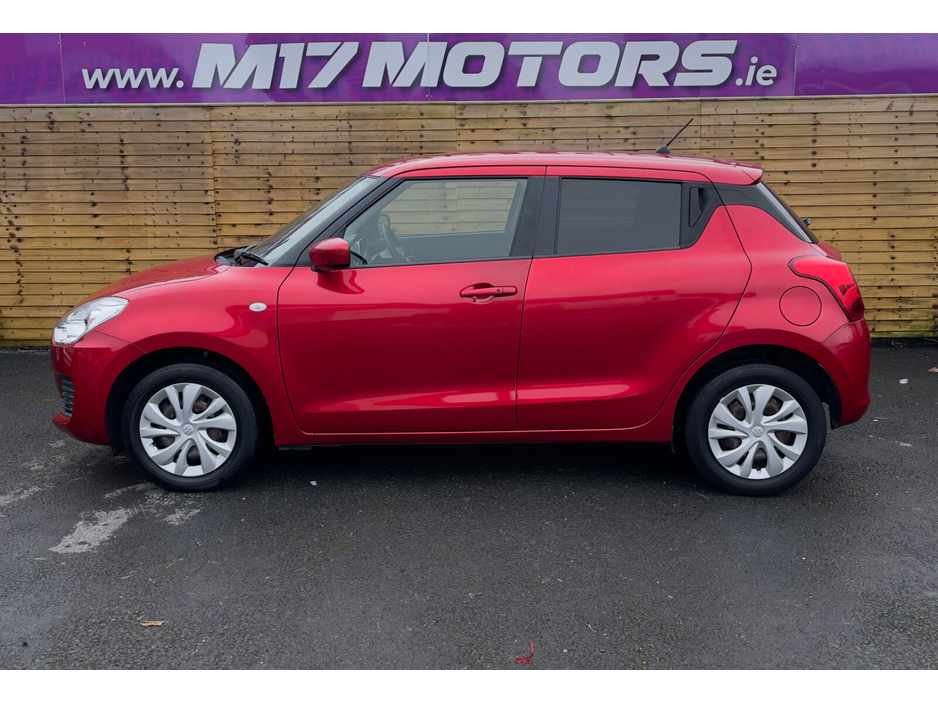 2017 Suzuki Swift - image 4