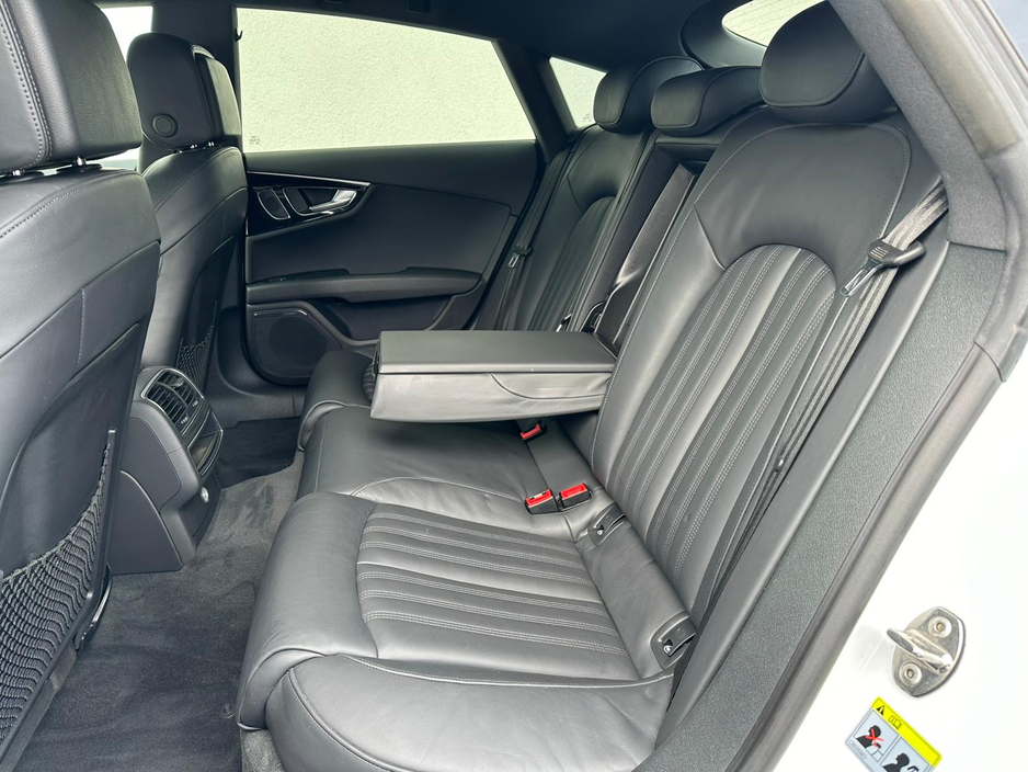 2014 Audi A7 - image 20