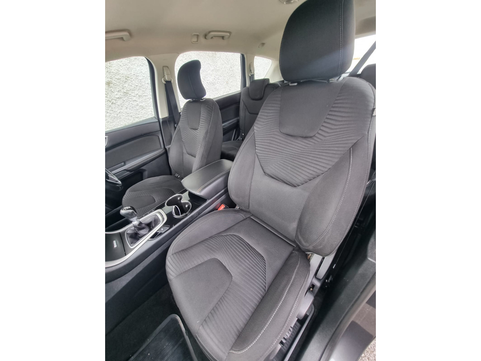 2016 Ford S-Max - image 22