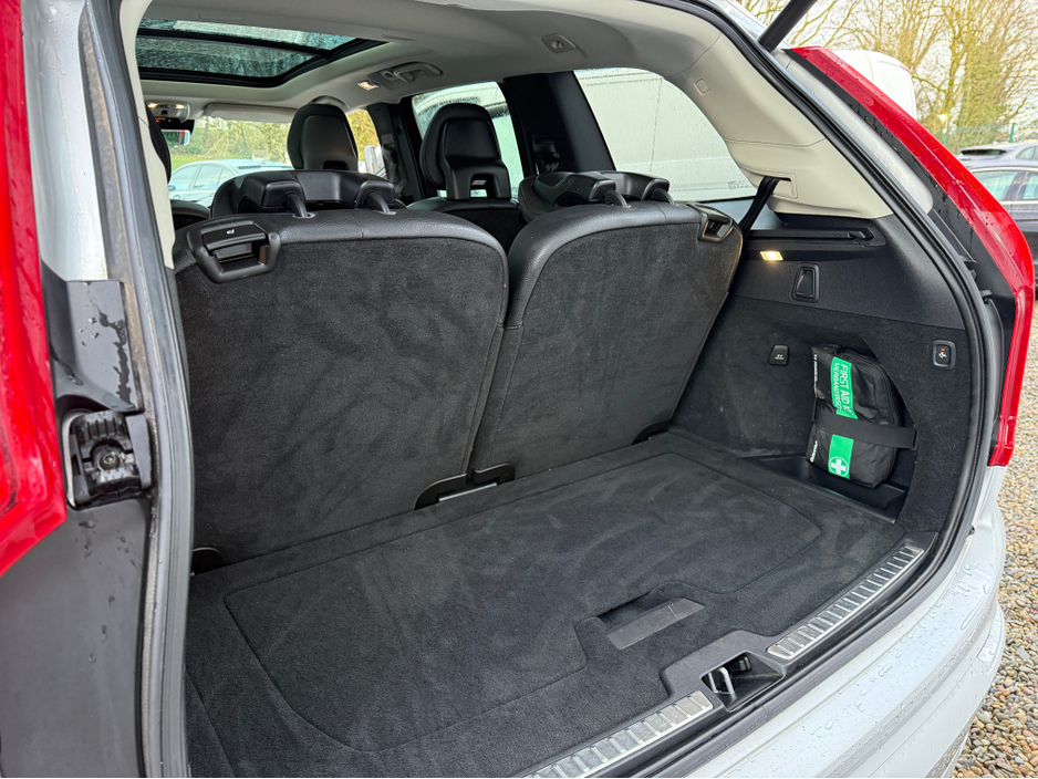 2021 Volvo XC90 2.0D B5 AWD MOMENTUM 5DR AUTO 7 SEAT €48,950