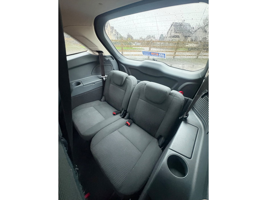 2013 Ford Grand C-Max 1.6 TDCI 95PS ACTIV €4,950