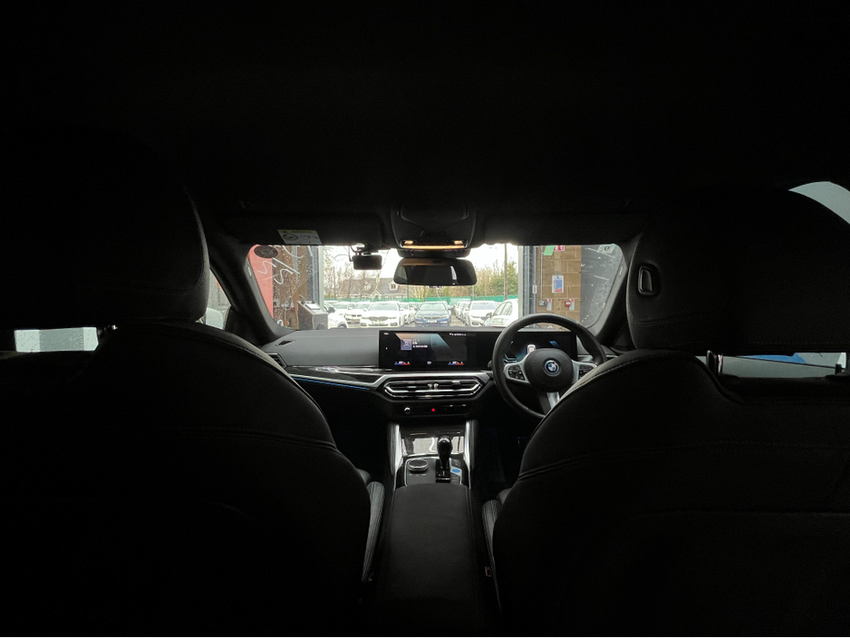 2022 BMW i4 €33950! 2022 BMW I4 ELECTRIC AUTOMATIC / CRUISE CONTROL / 360° PARKING CAMERA / ELECTRIC MEMORY & HEATED SEATS / HEATED REAR SEATS / APPLE CARPLAY / AMBIENT LIGHTS €33,950