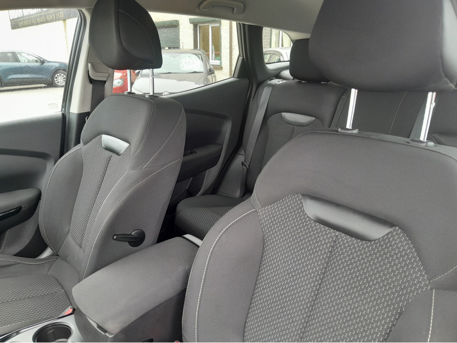 2018 Renault Kadjar - image 17