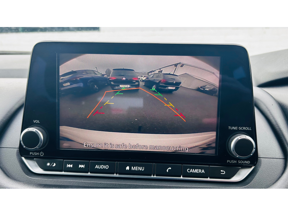 2023 Nissan Qashqai REVERSE CAMERA + REAR PARK SENSORS €27,995