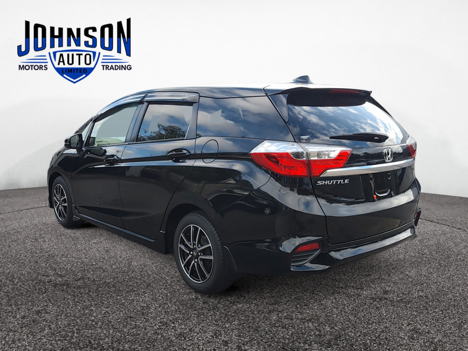 2018 Honda Shuttle - image 6