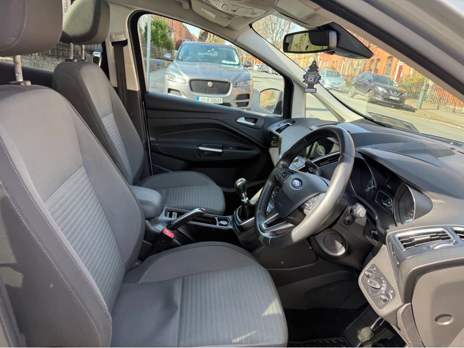 2019 Ford Grand C-Max - image 16