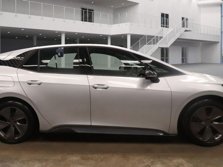 2023 Cupra Born 58KWH // VERY LOW MILEAGE // 360 PARKING AID // APPLE CARPLAY/ANDROID AUTO €24,900