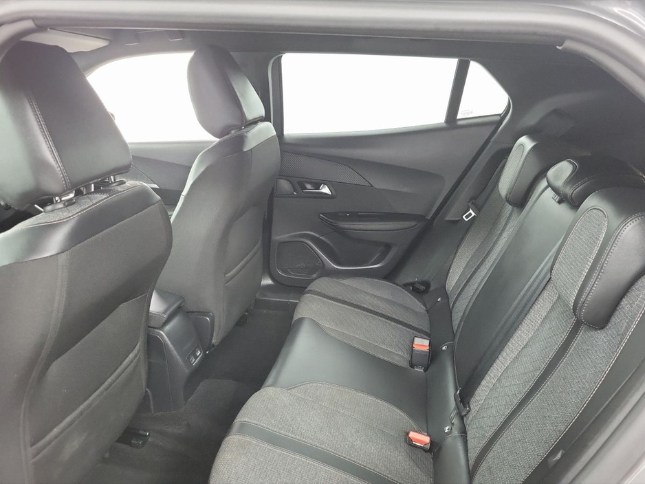 2024 Peugeot 2008 - image 7