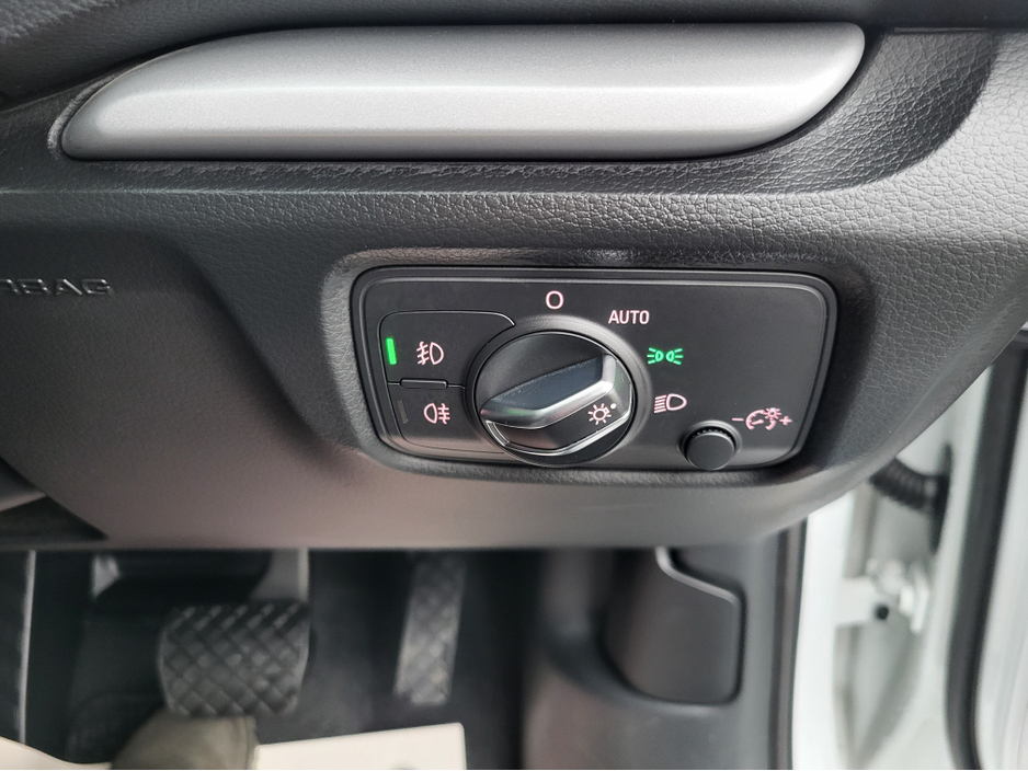 2015 Audi A3 Saloon (2yr warranty) 1.4 TFSI Automatic 90661 €16,999