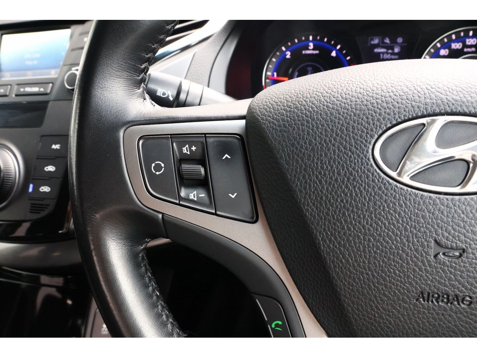 2018 Hyundai i40 - image 10