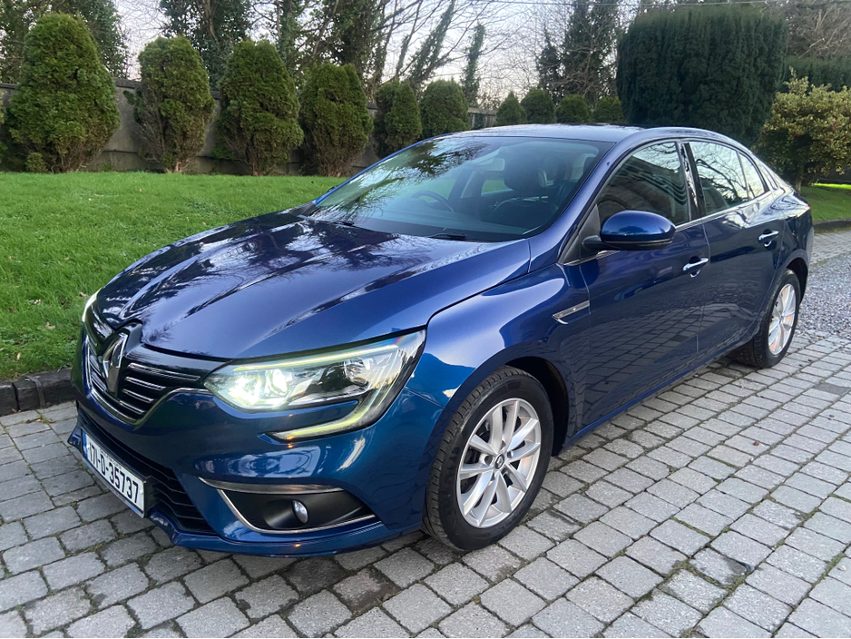 2017 Renault Megane N 4DR AUTO GRAND COUPE NAV DCI DYNAMIQUE**//**€180 ROAD TAX**//**WARRANTY**//**FINANCE ARRANGE**//**ALLOYS**//**AIR CON**//**FRONT FOG €9,995