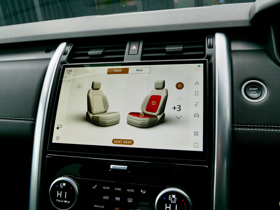 2025 Land Rover Discovery  €138,950