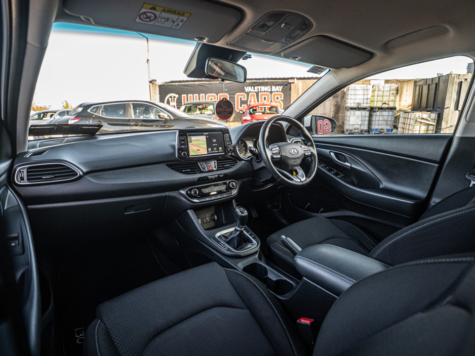 2018 Hyundai i30 - image 10