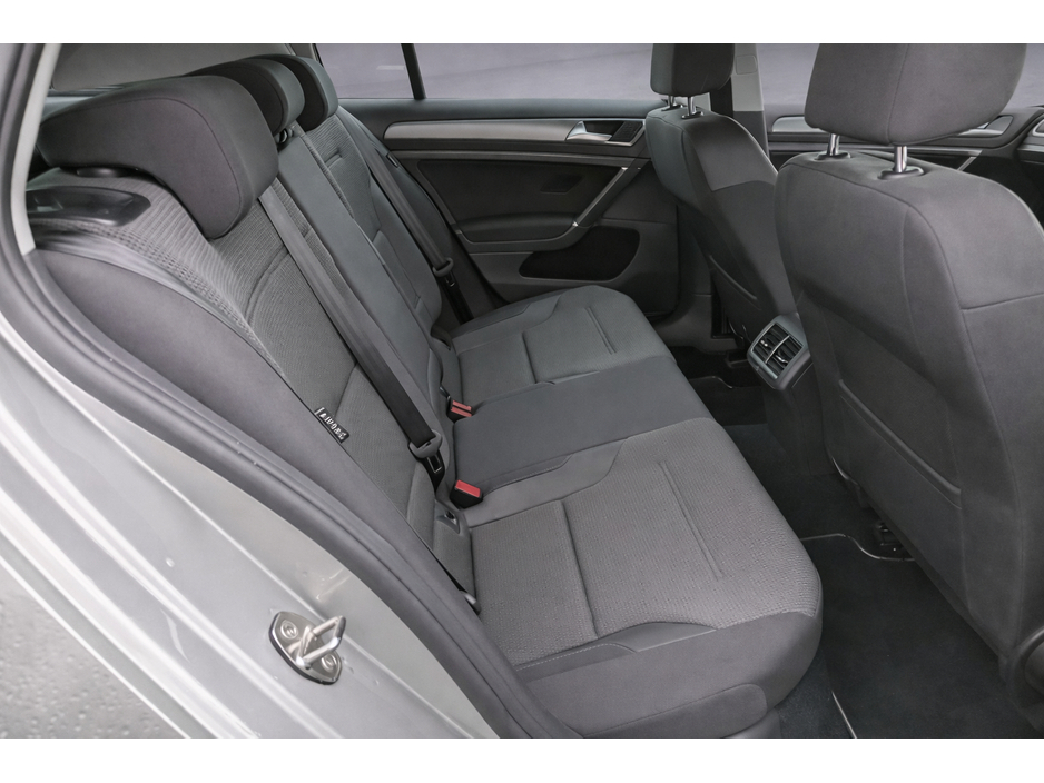 2017 Volkswagen Golf 1.2 TSI Petrol, 5 Door, Automatic, Comfortline, High Spec €14,950