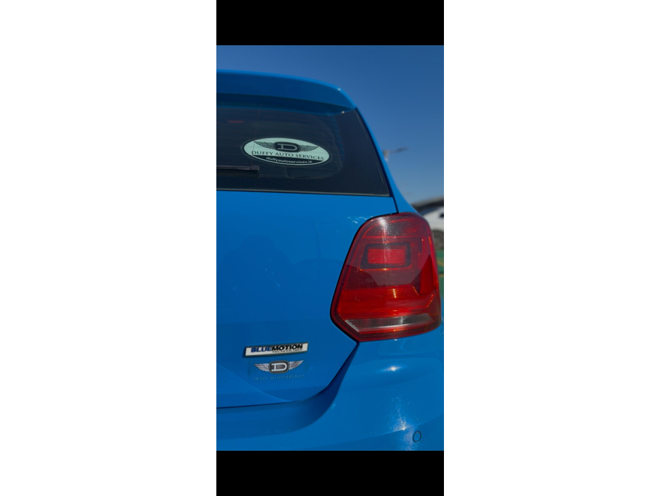 2014 Volkswagen Polo - image 16