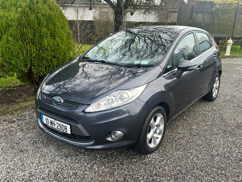 2010 Ford Fiesta 1.25 82 PS Titanium €3,950