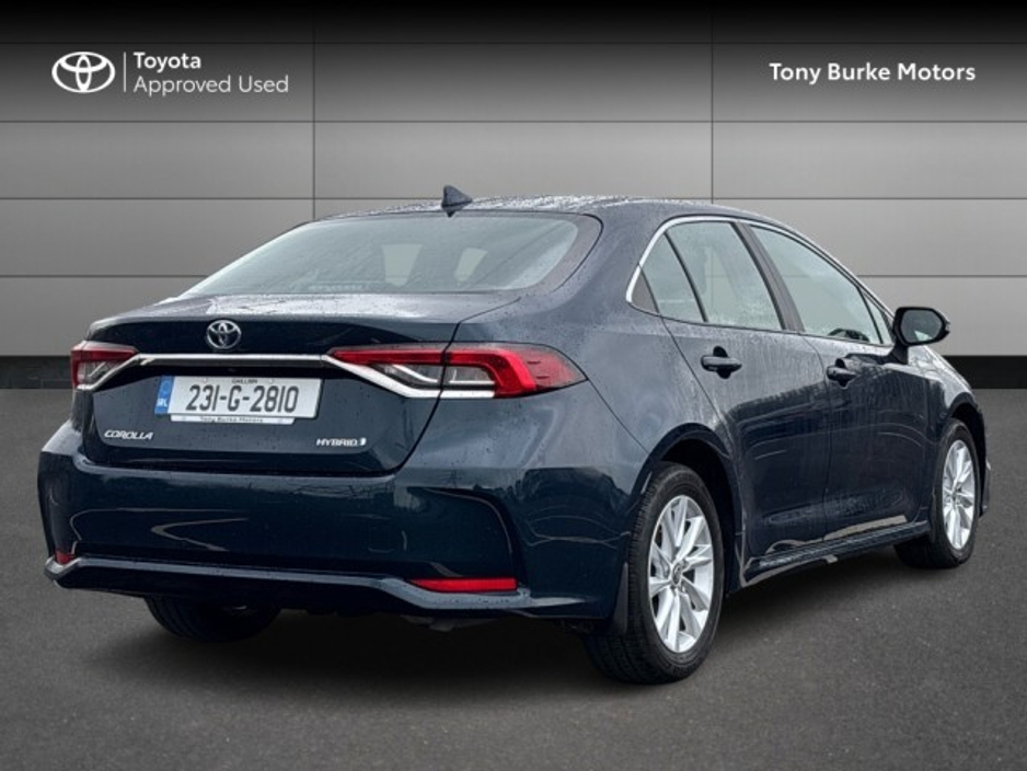 2023 Toyota Corolla - image 2