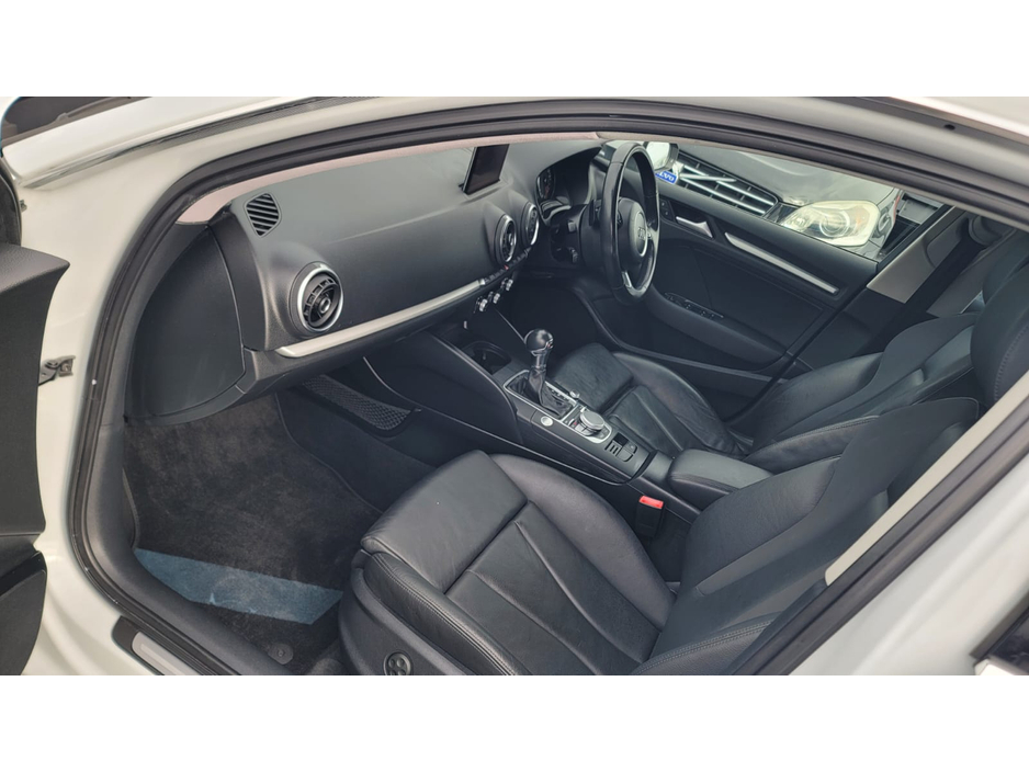 2014 Audi A3 - image 12