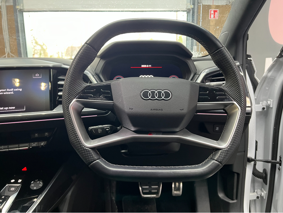 2023 Audi Q4 e-tron €35950! 2023 AUDI Q4 E-TRON 40 S-LINE ELECTRIC AUTOMATIC / CRUISE CONTROL / 360° PARKING CAMERA / HEATED SEATS / PADDLE SHIFTERS / APPLE CARPLAY / AMBIENT LIGHTSSHIFTERS €35,950