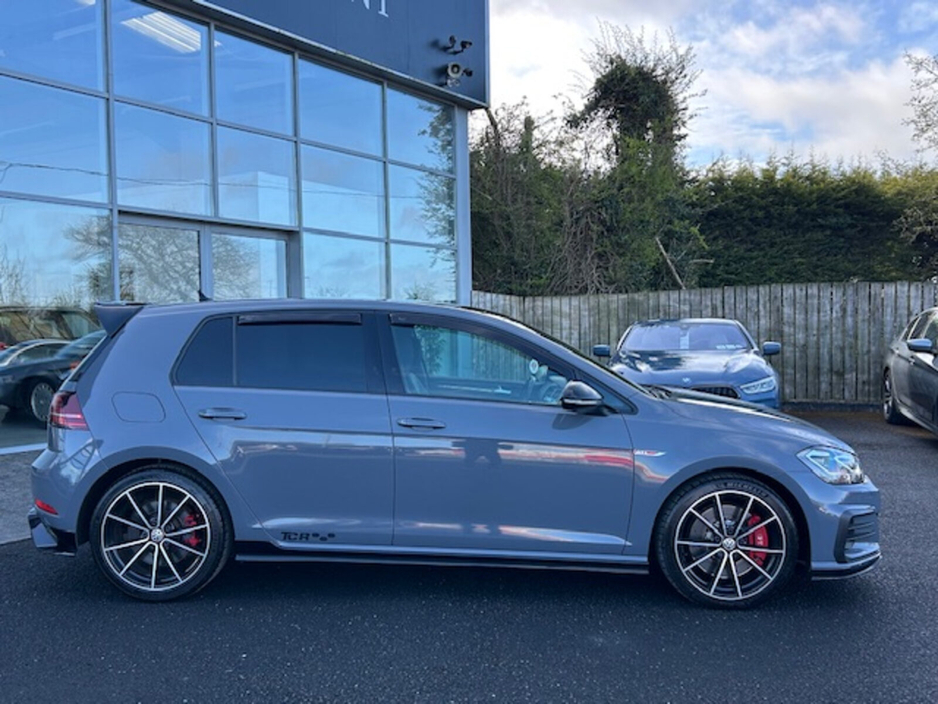 2019 Volkswagen Golf - image 11