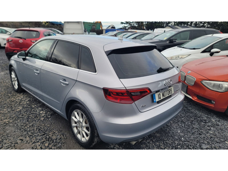 2015 Audi A3 - image 12