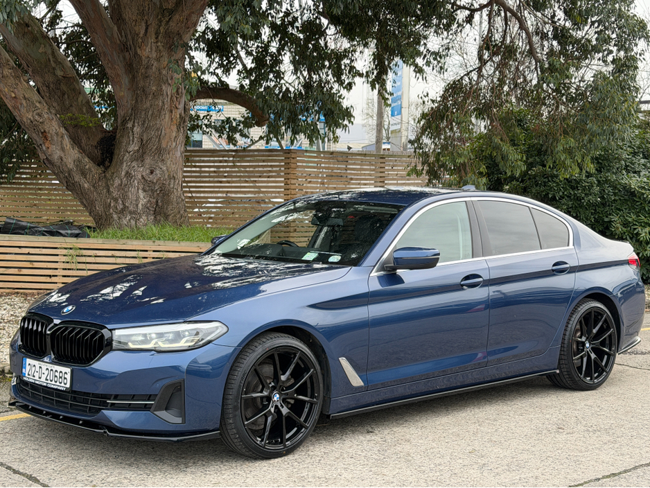 2021 BMW 5 Series M-PERFORMANCE PACK..R 20 ALLOYS..2 KEYS €25,900