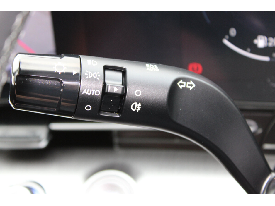 2025 Hyundai Kona - image 23