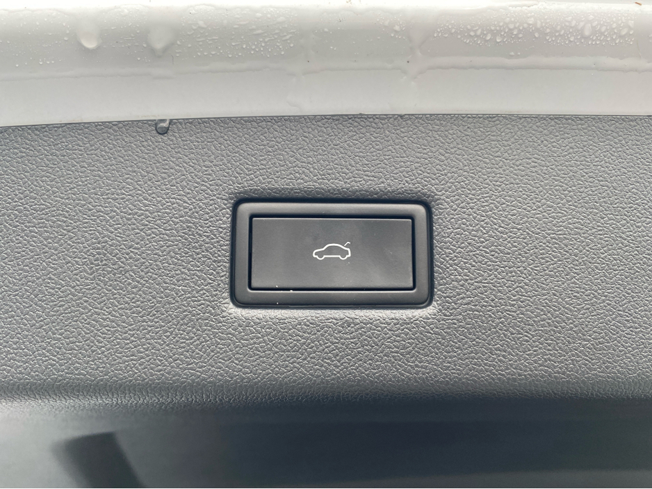 2025 Ford Explorer PREMIUM 77KWH EXTENDE