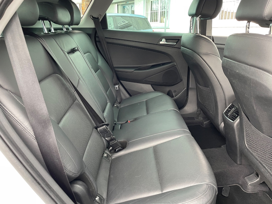 2018 Hyundai Tucson - image 16